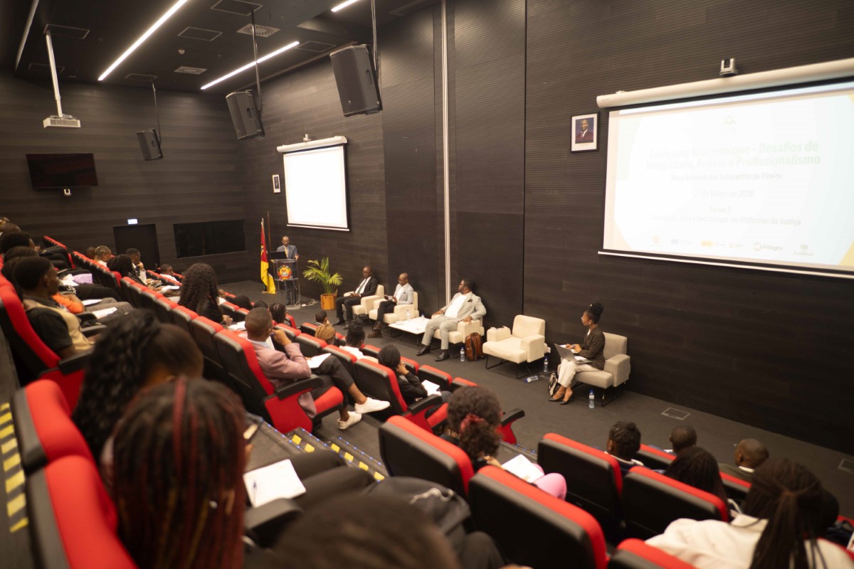 Mesa Redonda dos Estudantes de Direito